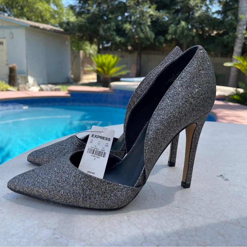 NWT New Express Glitter Heels Shoes Stiletto
Pointed Silver Gray Sz 6 Heels
